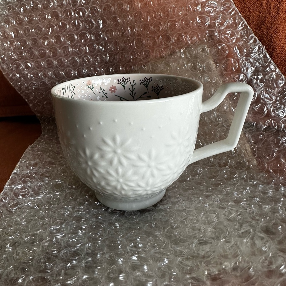 Archer & Olive teacup